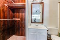 1889 Greater Ave, Biloxi, MS 39531