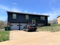 2307 SE Madison ST, Topeka, KS 66605