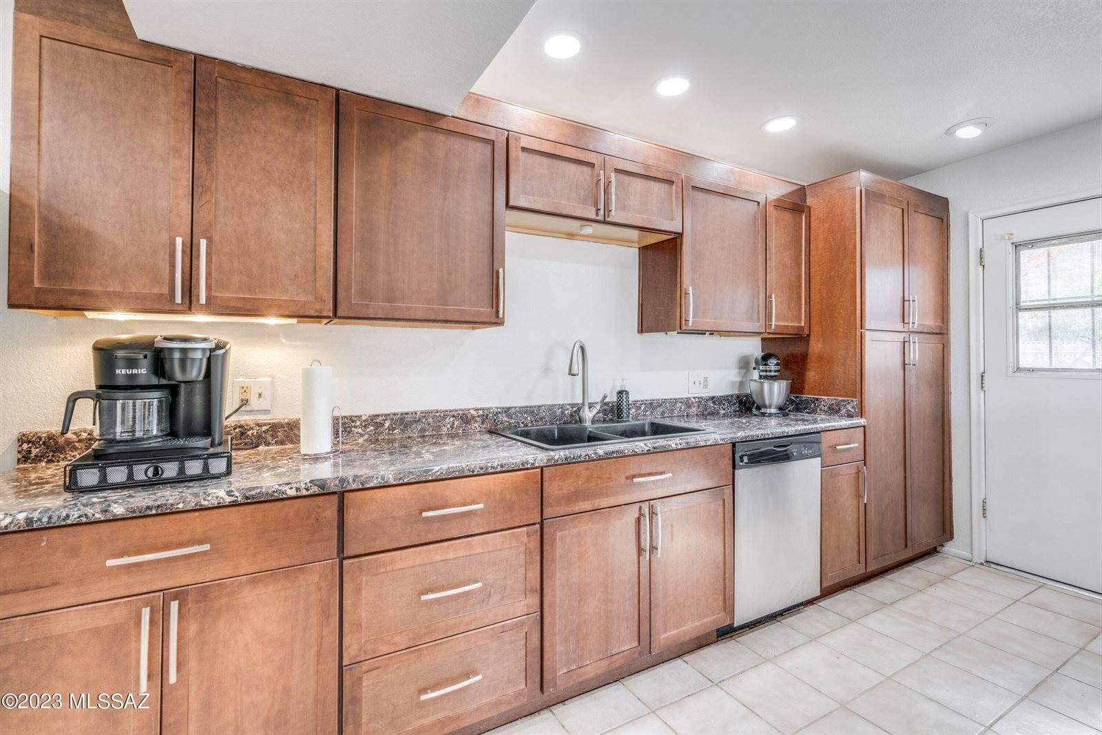 3031 West Idaho Street, Tucson, AZ 85746