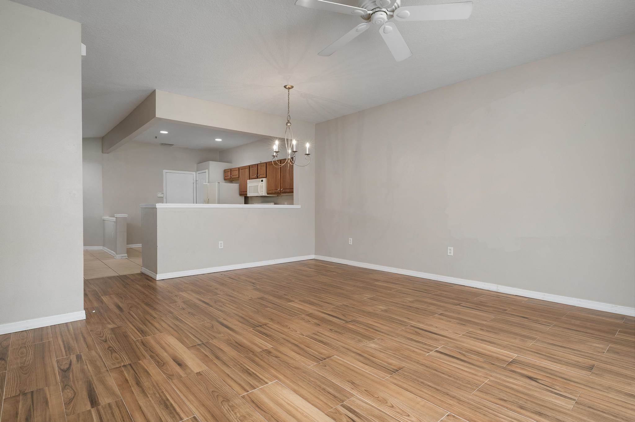 8359 72ND Street East, Bradenton, FL 34201