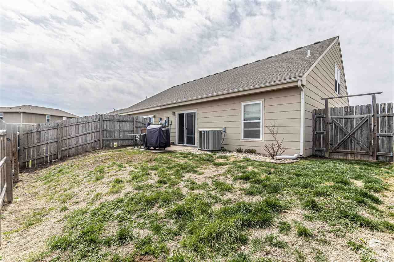 613 Grainfield Street, Manhattan, KS 66502