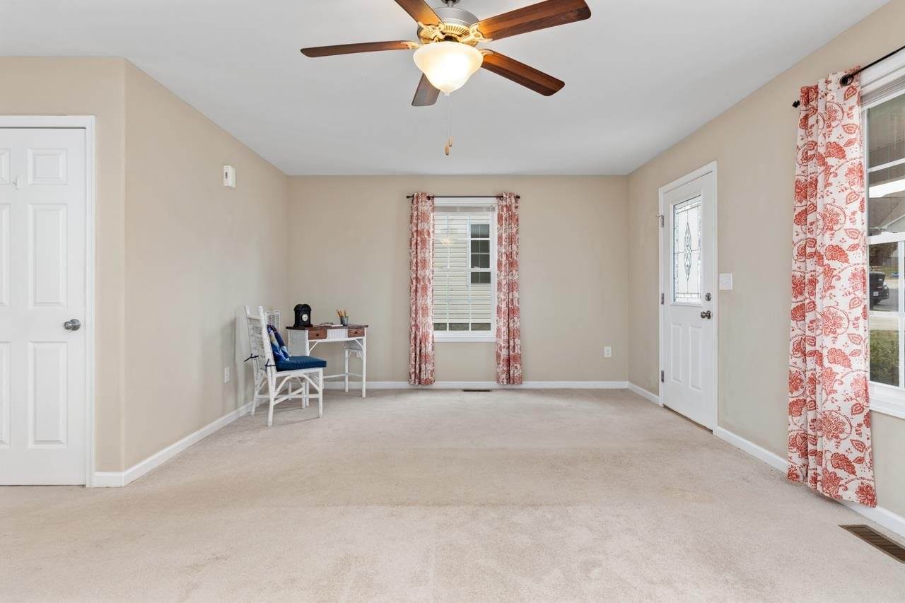 324 Overview St, Waynesboro, VA 22980