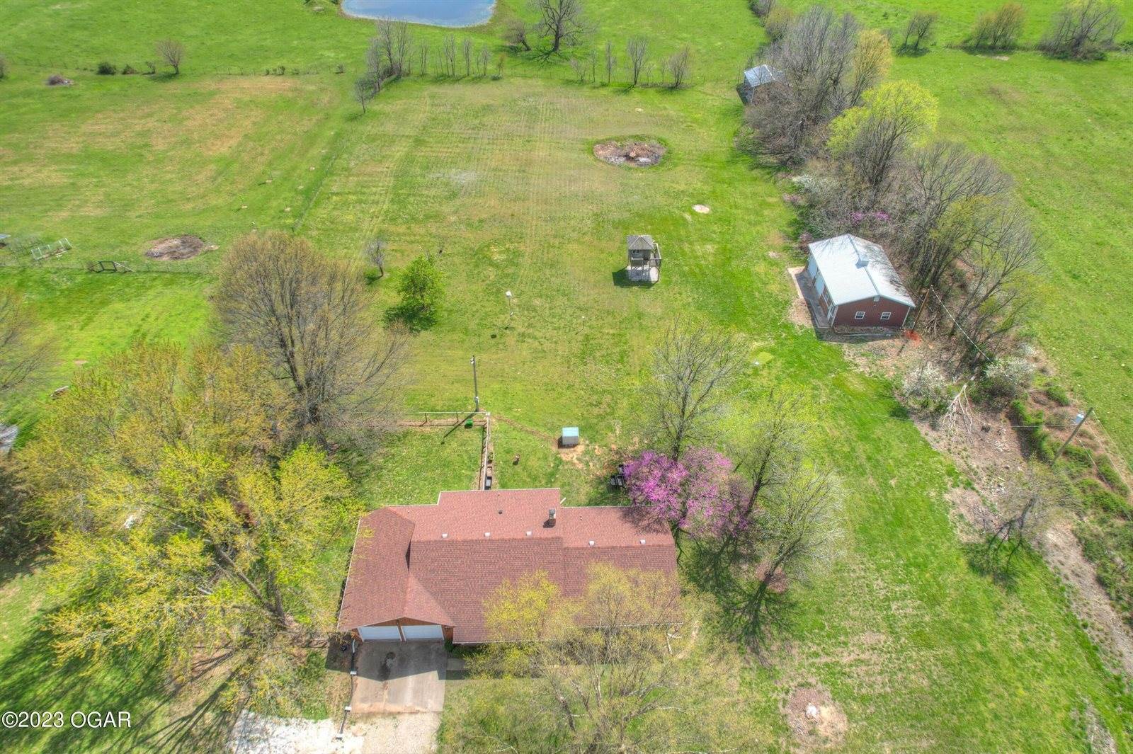 5773 Highway 37, Pierce City, MO 65723