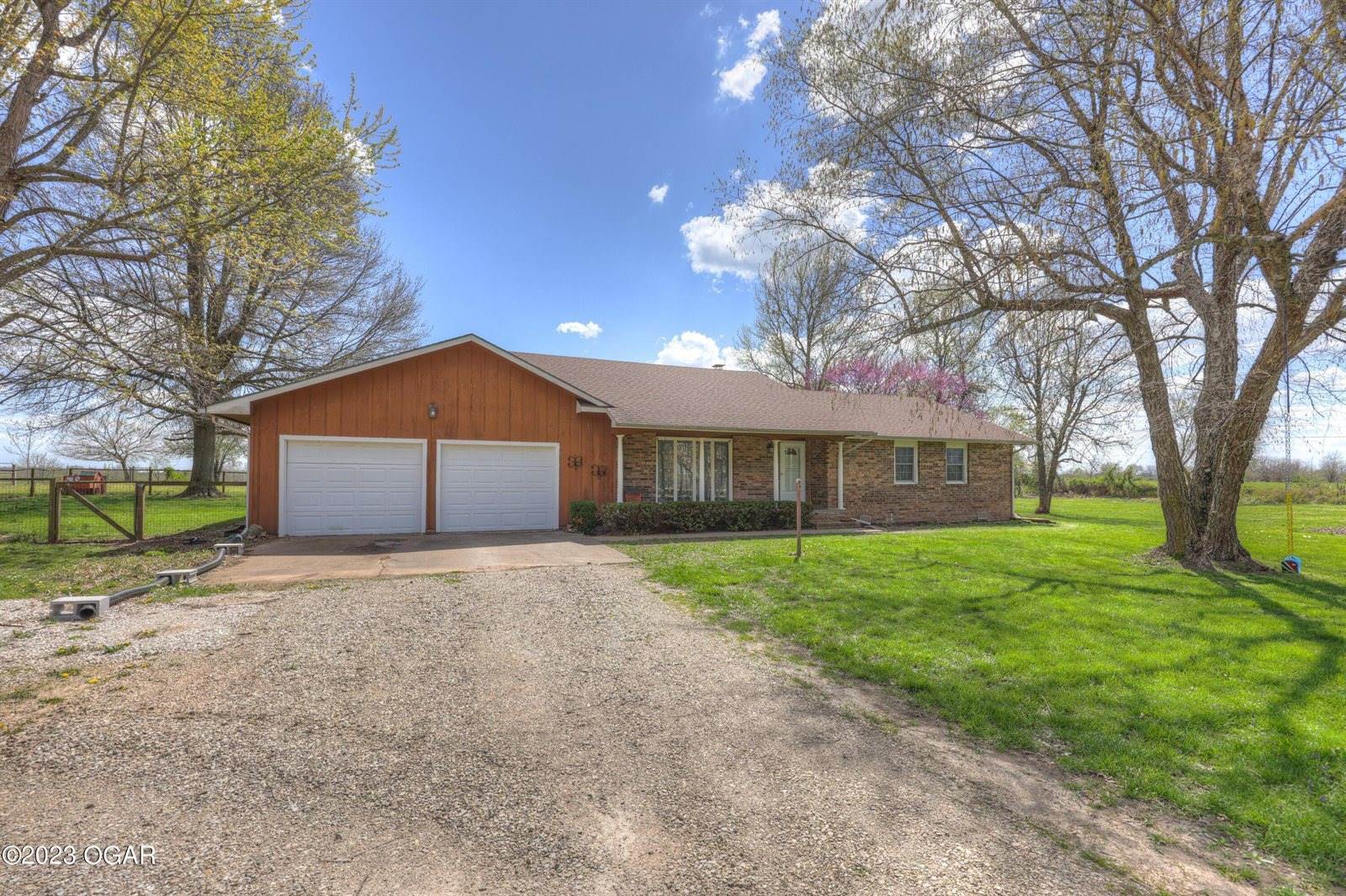 5773 Highway 37, Pierce City, MO 65723