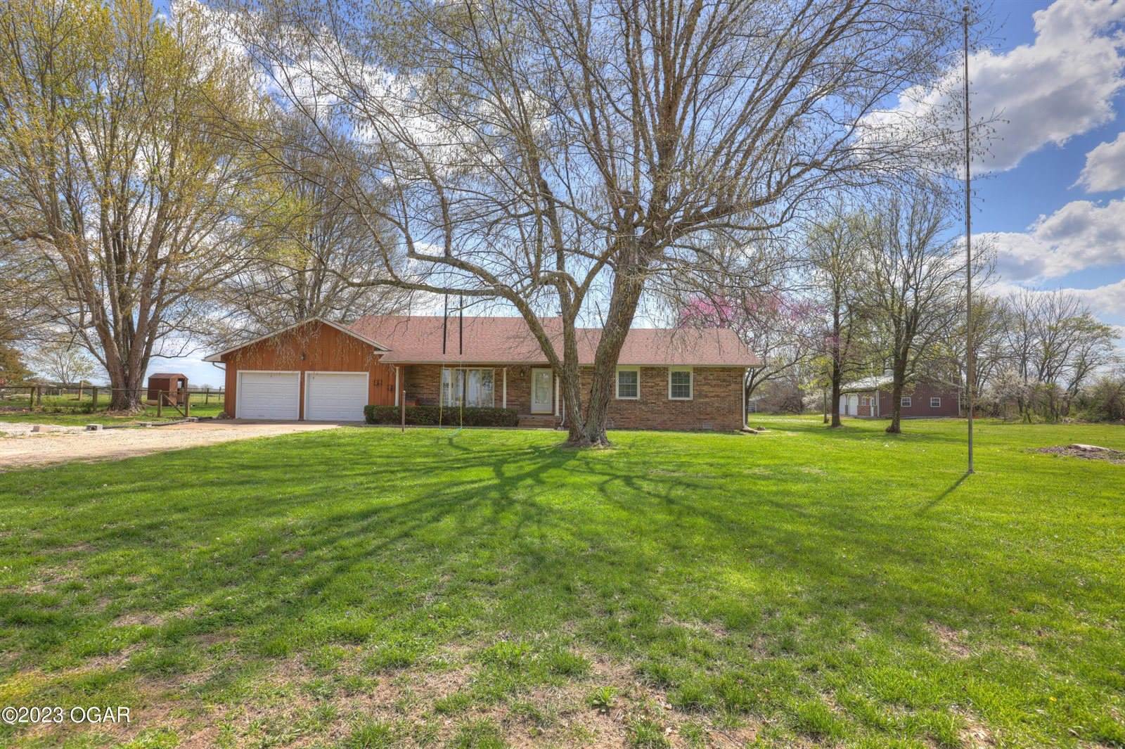 5773 Highway 37, Pierce City, MO 65723