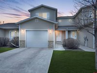 30 Pullman Street, Montrose, CO 81401