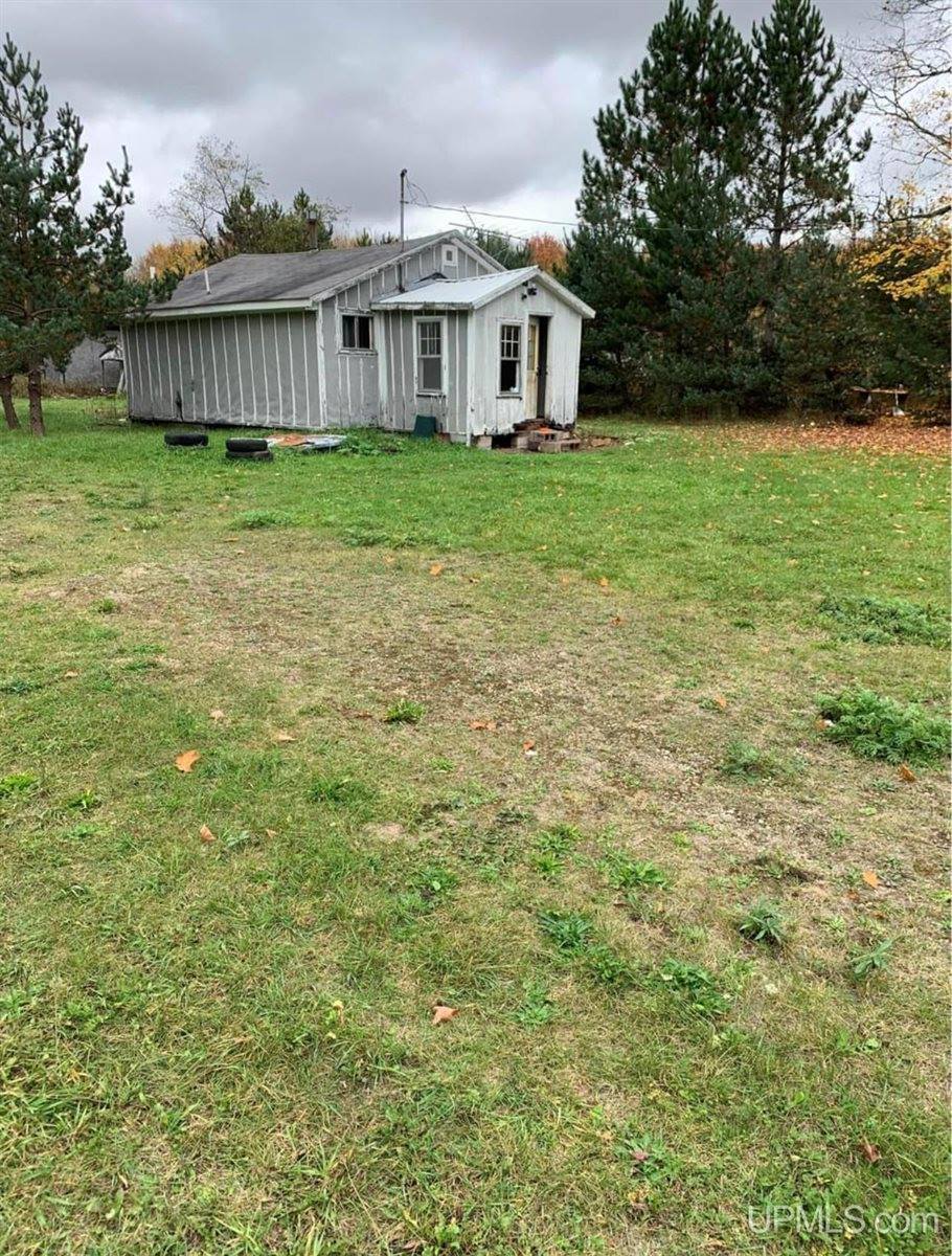 3464 E CO RD H-44, Chatham, MI 49816