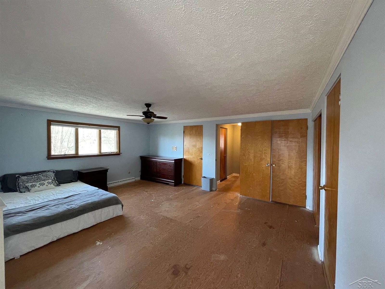 5395 Frovan Pl, Saginaw, MI 48638