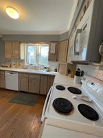 5395 Frovan Pl, Saginaw, MI 48638