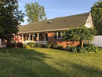5395 Frovan Pl, Saginaw, MI 48638