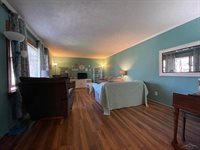 5395 Frovan Pl, Saginaw, MI 48638