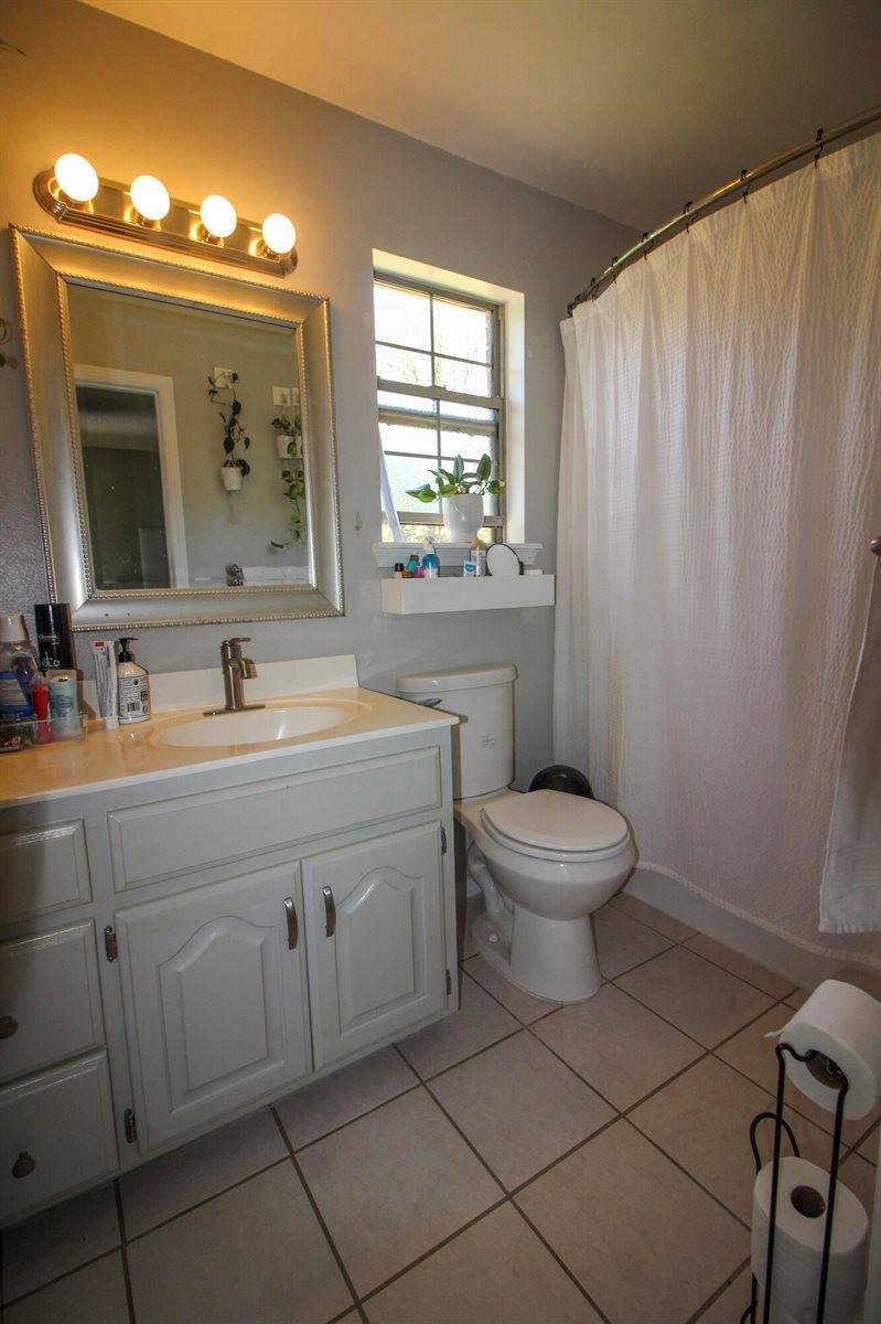 4 Wedgewood Drive, Russellville, AR 72802