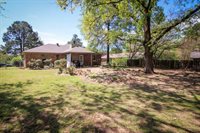 4 Wedgewood Drive, Russellville, AR 72802
