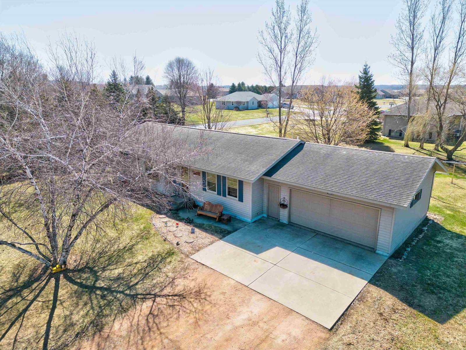 7791 Yellowstone Drive, Hewitt, WI 54441