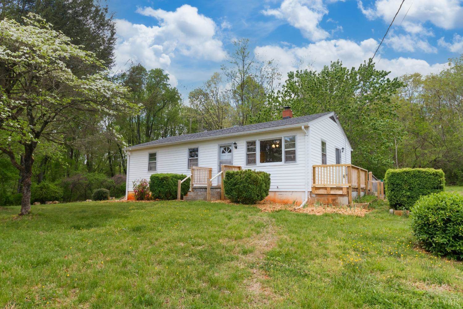 490 E Monitor Road, Amherst, VA 24521