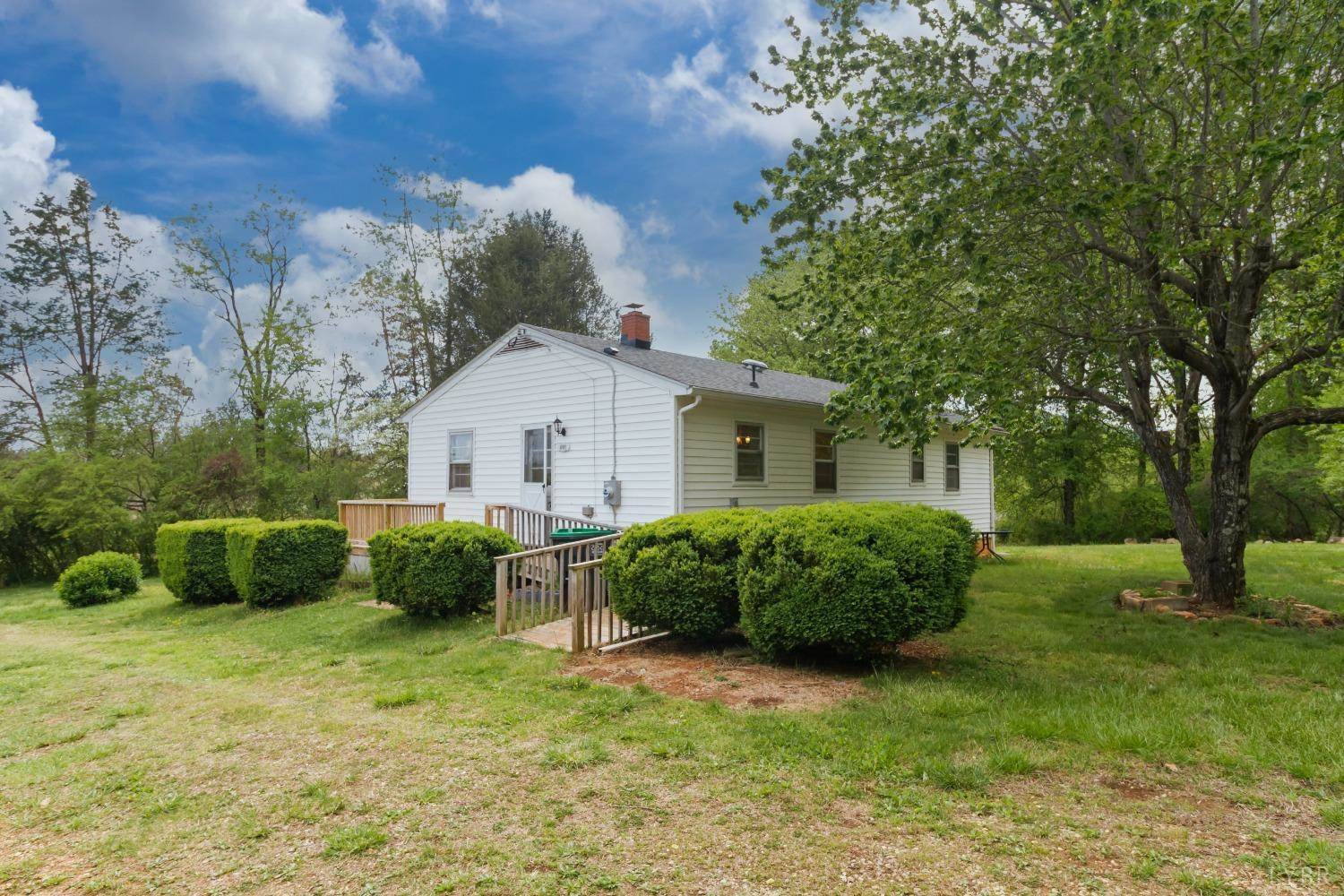 490 E Monitor Road, Amherst, VA 24521