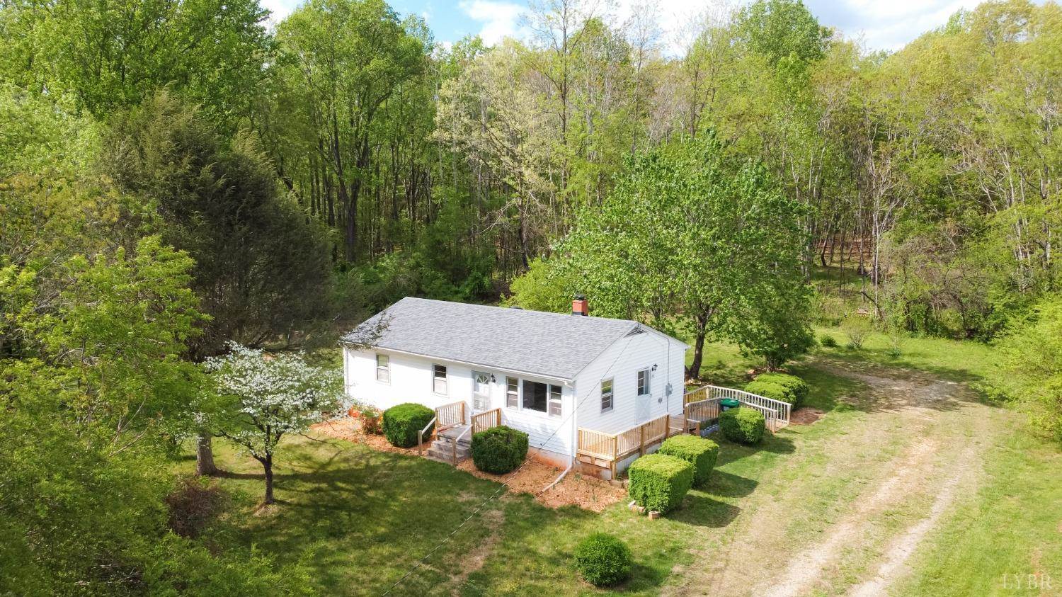 490 E Monitor Road, Amherst, VA 24521