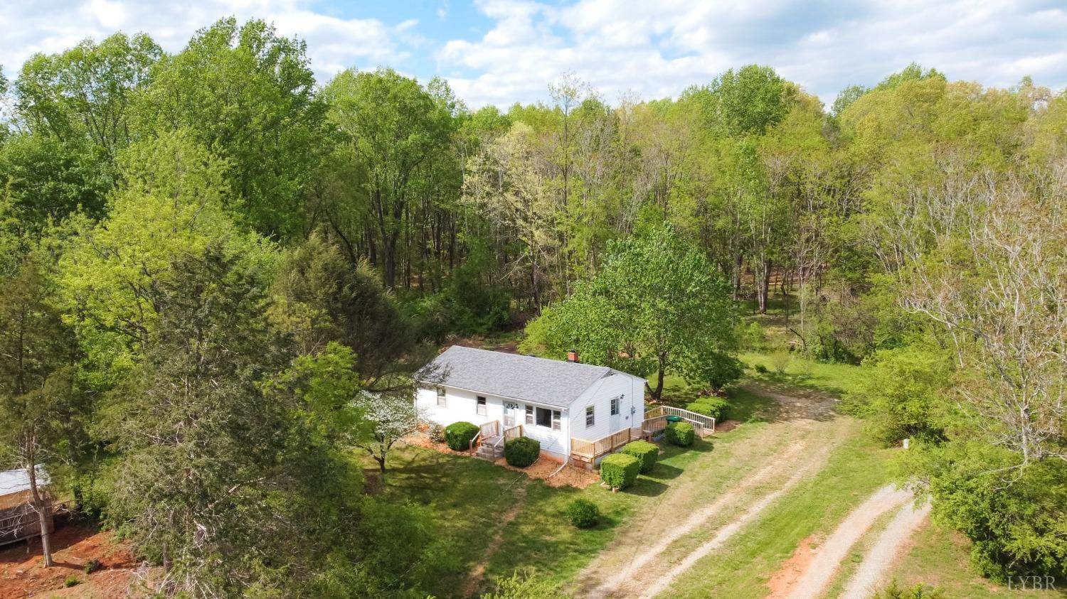 490 E Monitor Road, Amherst, VA 24521