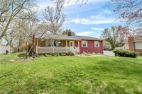 12760 Jamestown Avenue NW, Uniontown, OH 44685