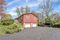 12760 Jamestown Avenue NW, Uniontown, OH 44685