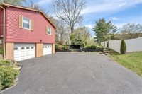 12760 Jamestown Avenue NW, Uniontown, OH 44685