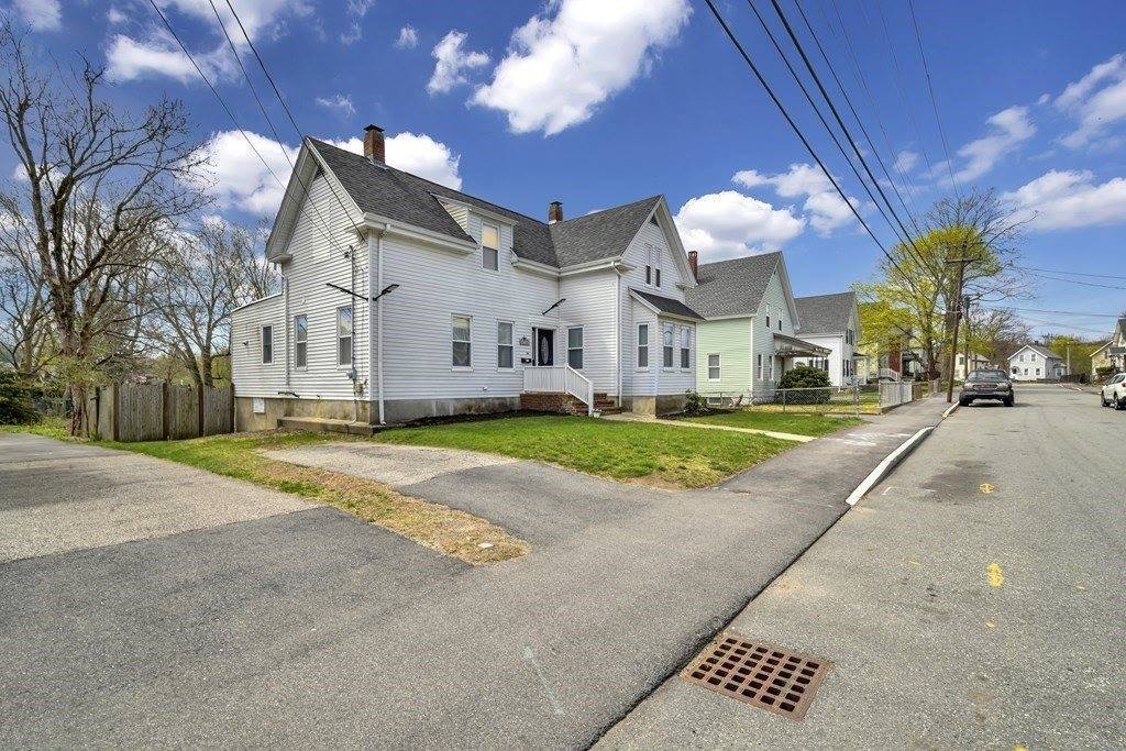 44 Kilton St, Taunton, MA 02780