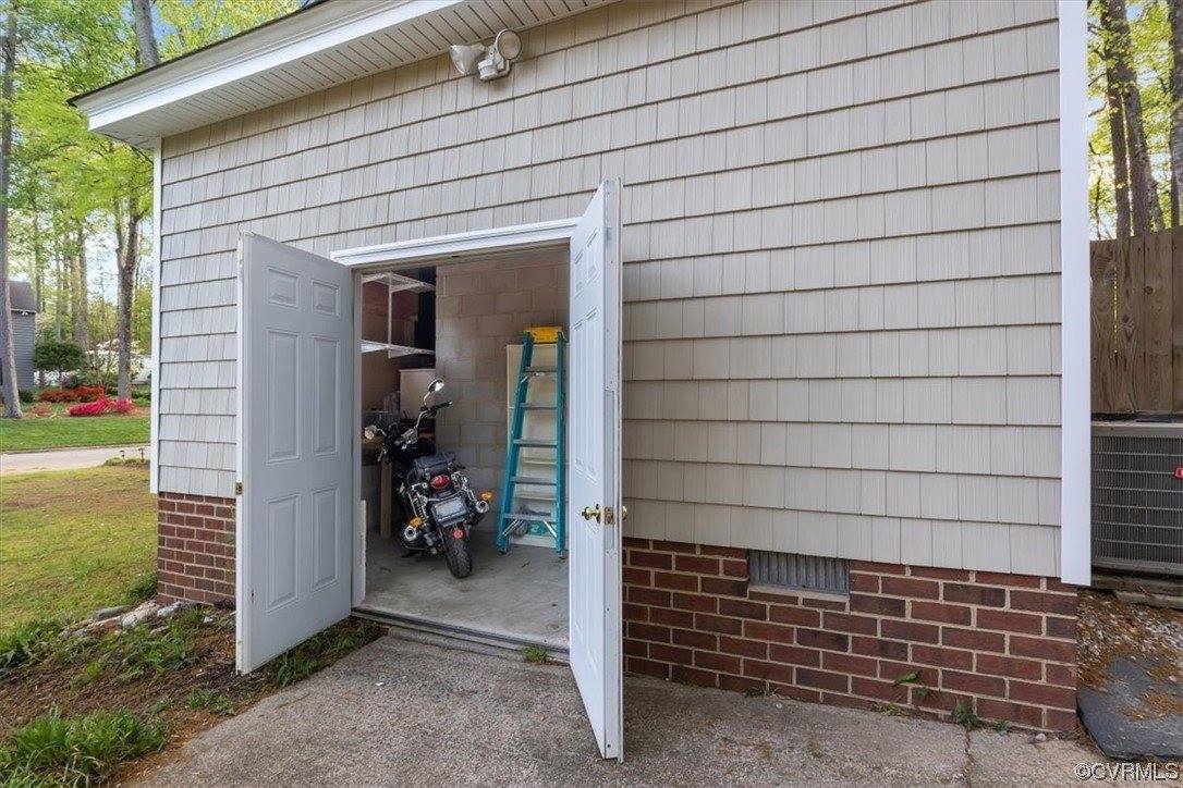 10210 Pepperhill Lane, Henrico County, VA 23238