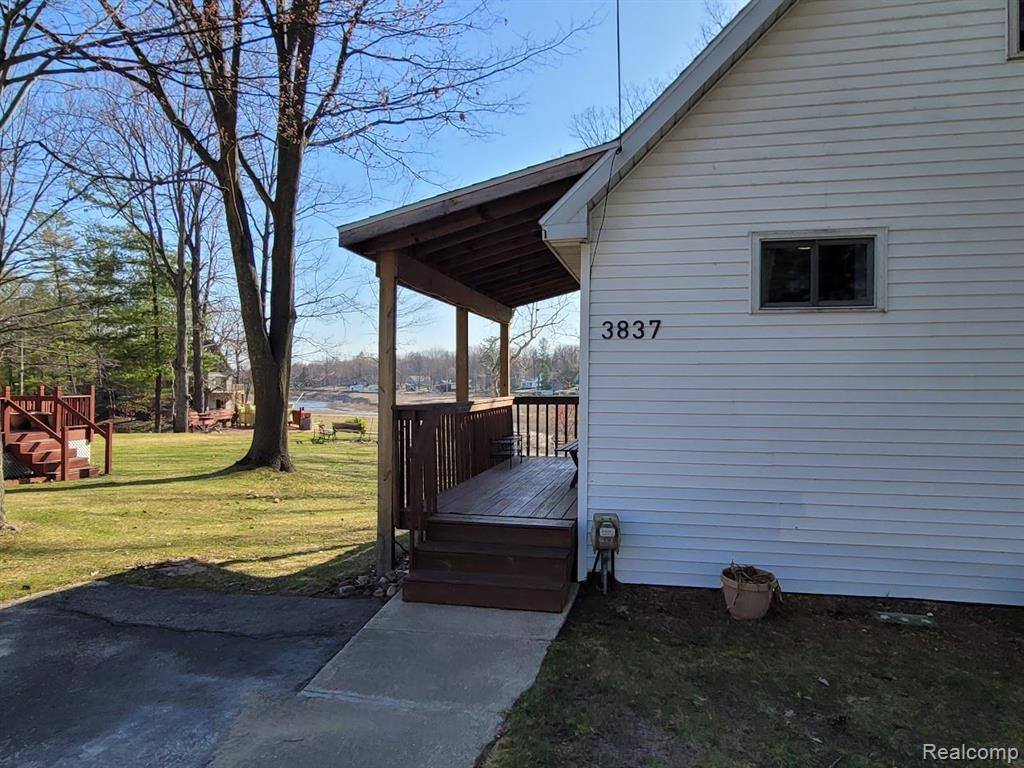 3837 Pine Road, Billings Township, MI 48612