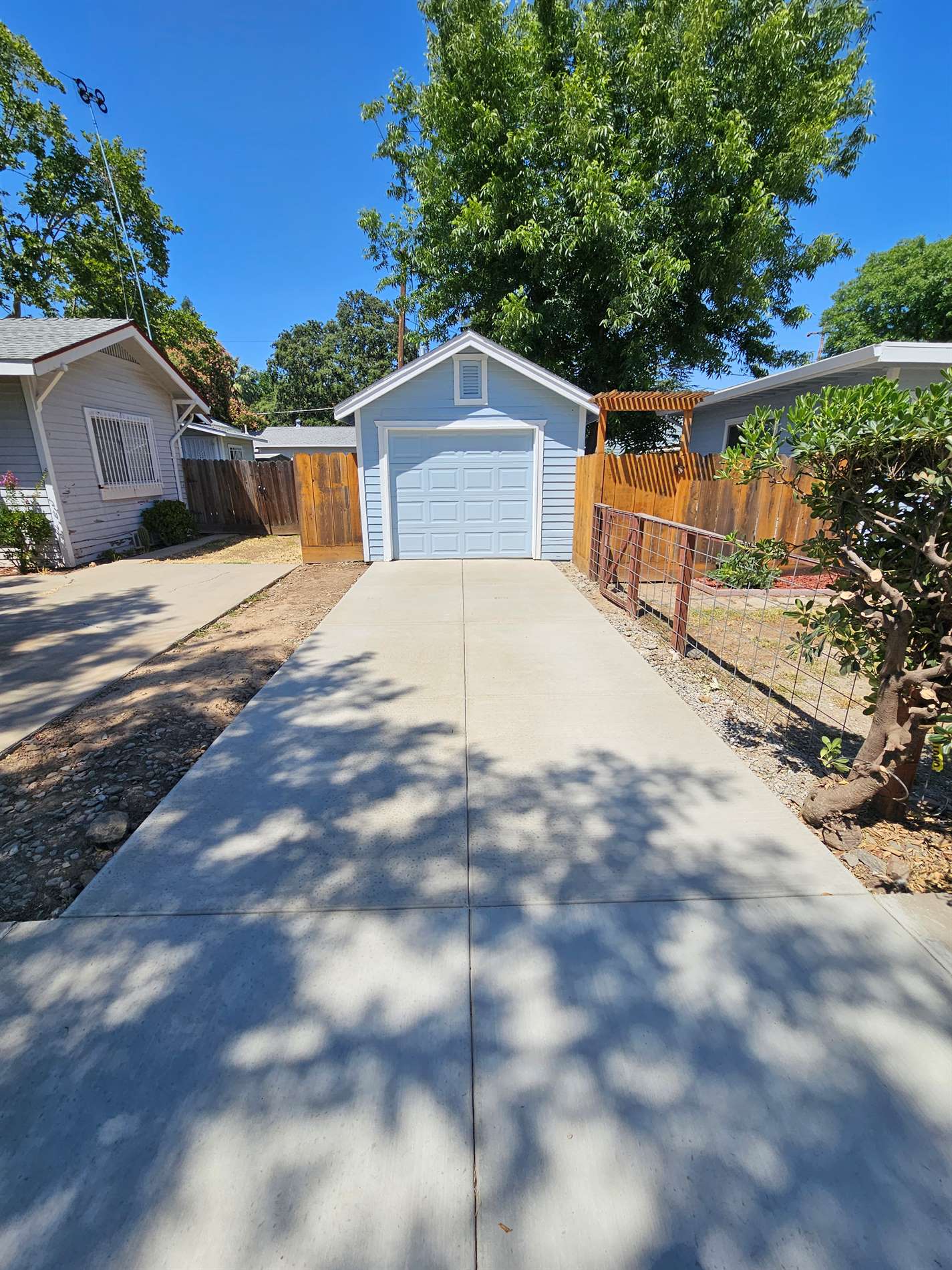 2705 K St, Merced, CA 95340