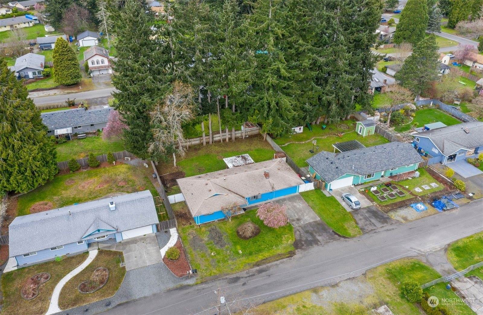 2305 Angela Street SE, Lacey, WA 98503