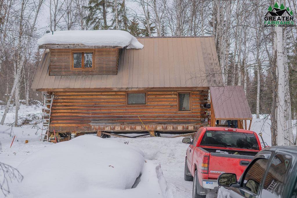 202 Bear Den Run, Fairbanks, AK 99712