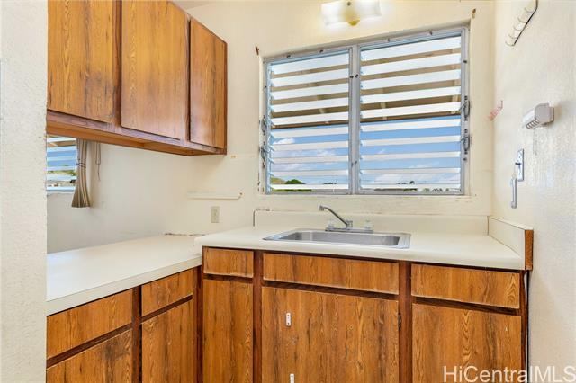 1350 Akahai Street, Kailua, HI 96734