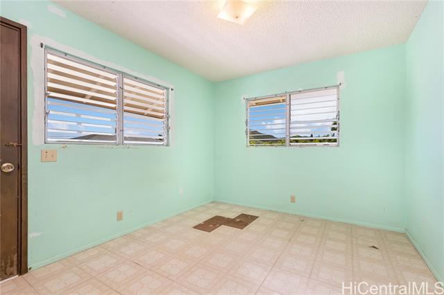 1350 Akahai Street, Kailua, HI 96734