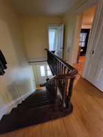 450 Hammond Street, Bangor, ME 04401