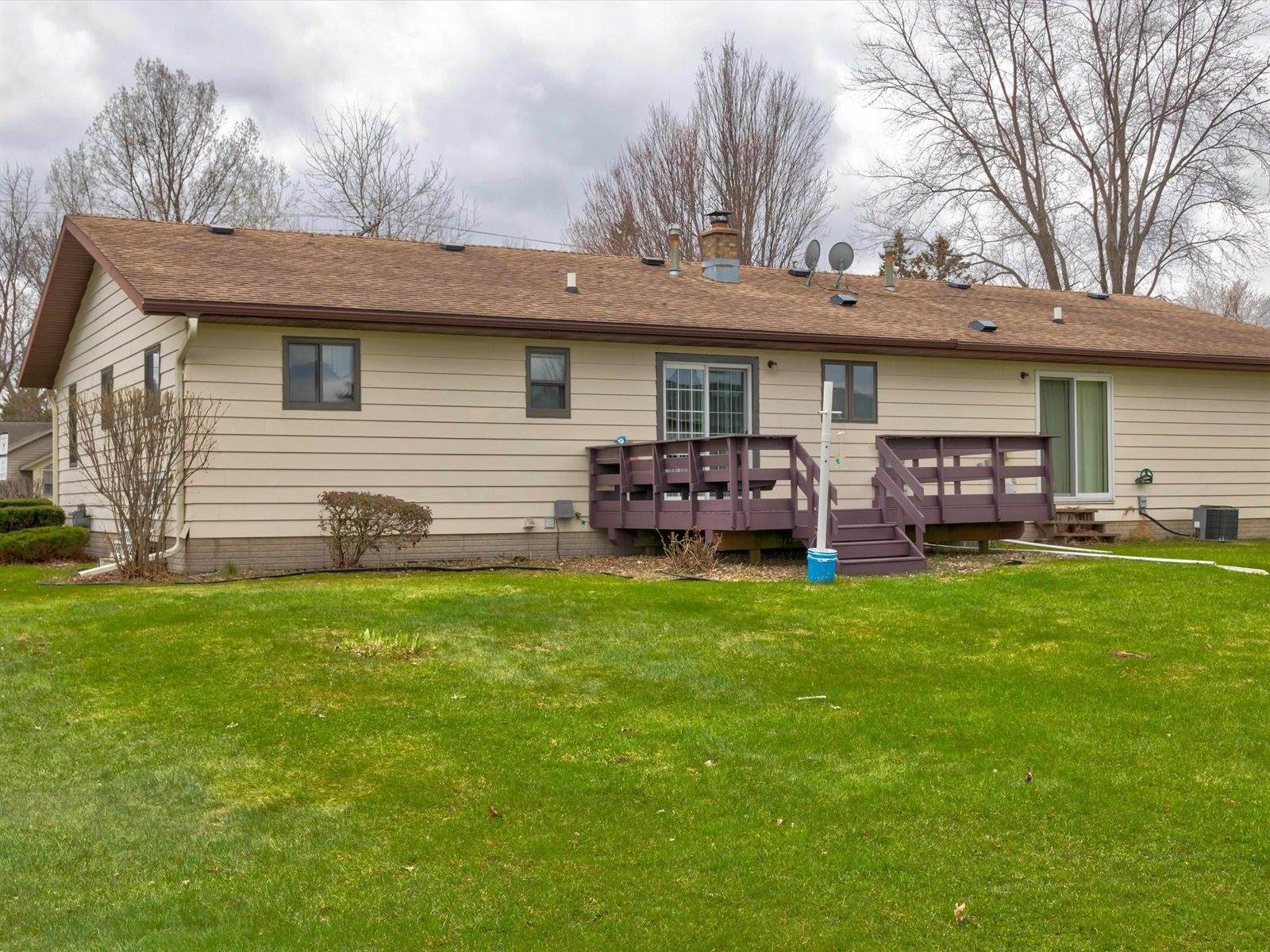 2507 E Becker Road, Marshfield, WI 54449