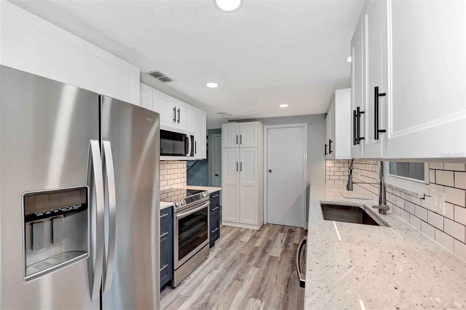 4356 South Lockwood Ridge Road, Sarasota, FL 34231