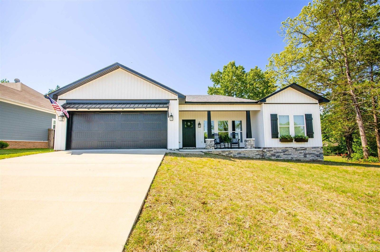 10 Canten Cove, Greenbrier, AR 72058