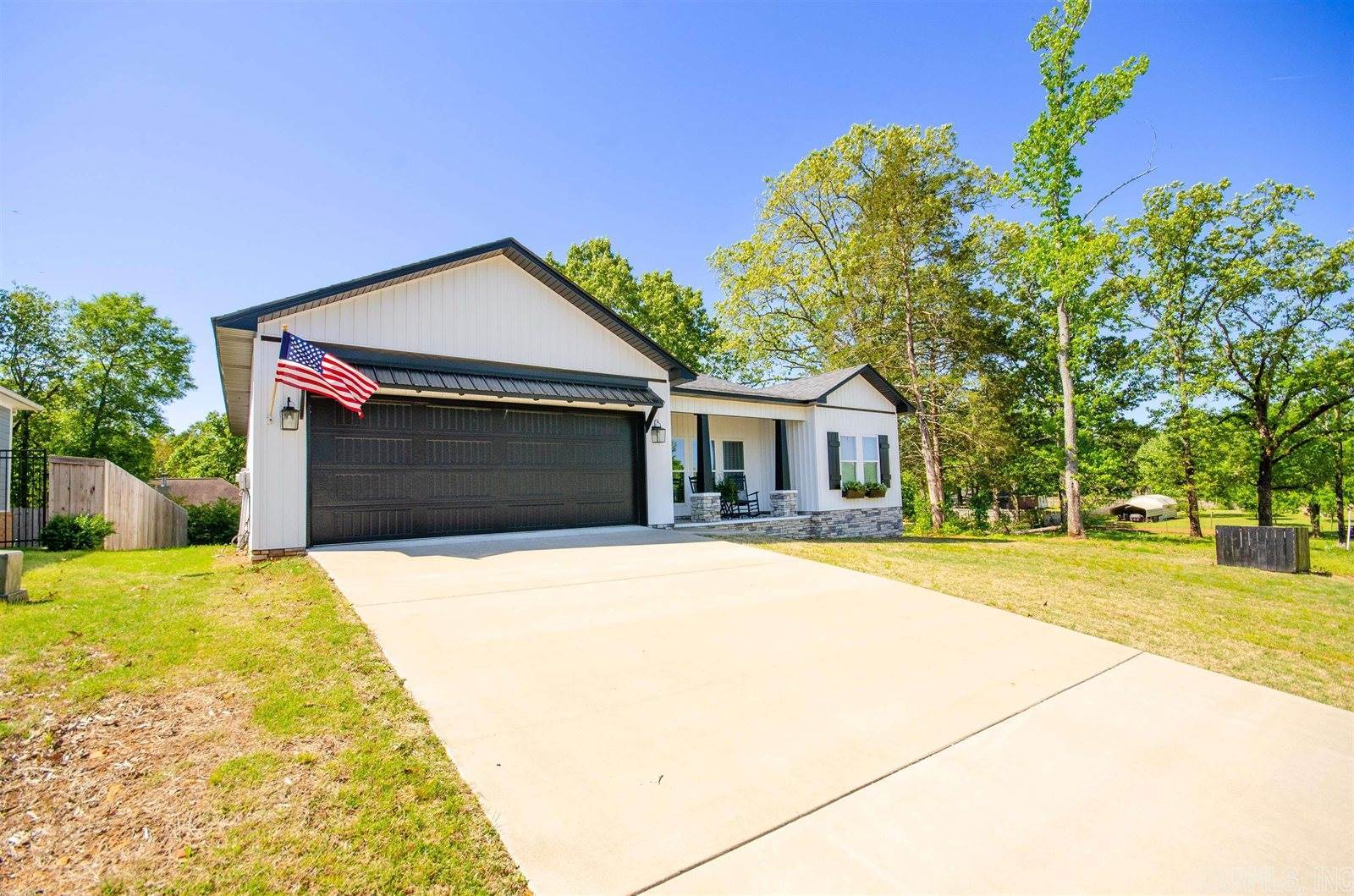 10 Canten Cove, Greenbrier, AR 72058