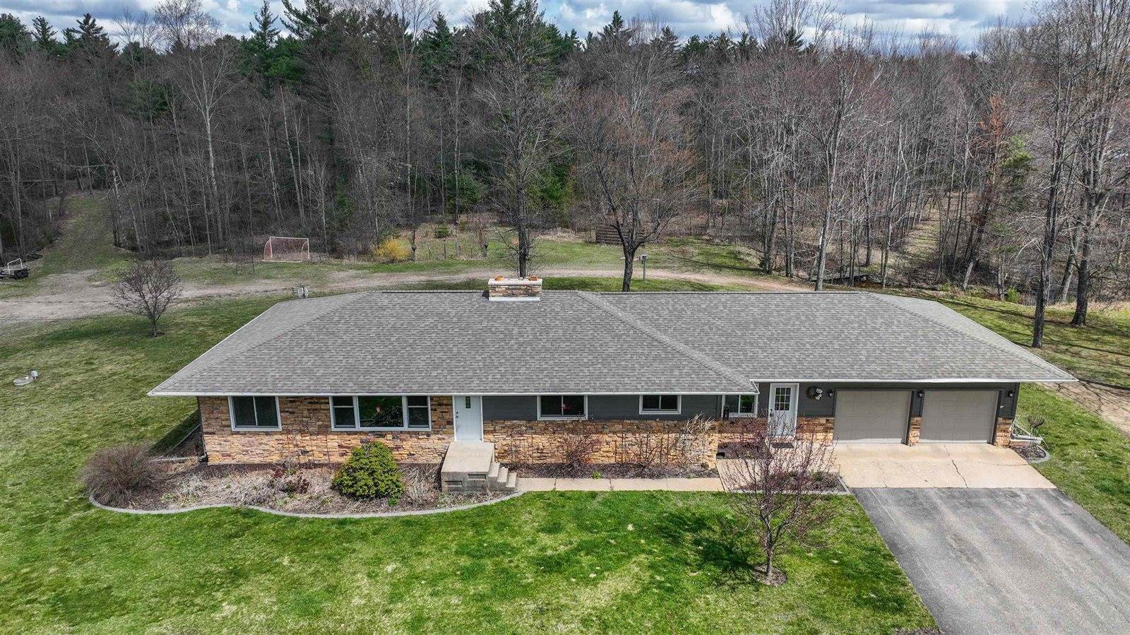 8311 County Road W, Wisconsin Rapids, WI 54494