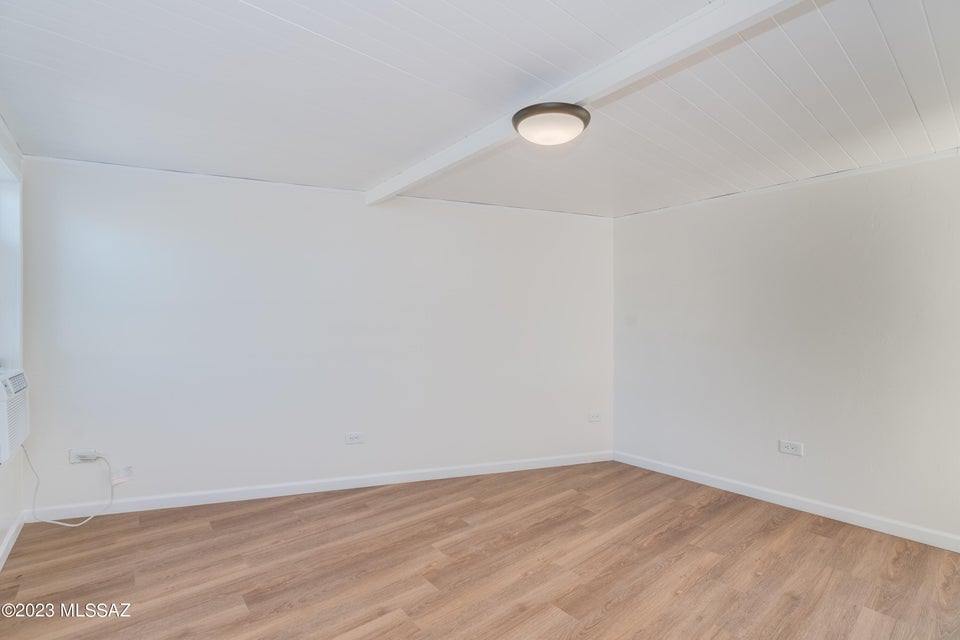 5356 W Flying M Street, Tucson, AZ 85713