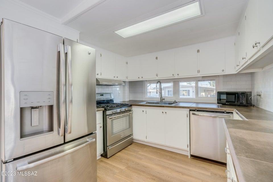 5356 W Flying M Street, Tucson, AZ 85713