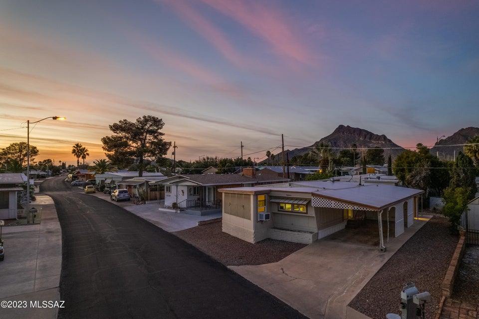5356 W Flying M Street, Tucson, AZ 85713