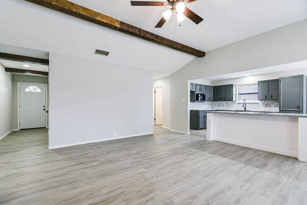 1221 Gregory Dr, San Angelo, TX 76905