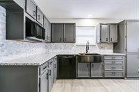1221 Gregory Dr, San Angelo, TX 76905