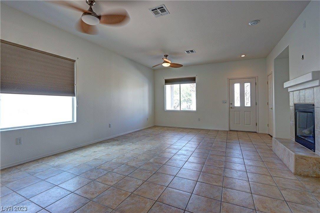 3015 Hickory Valley Road, Henderson, NV 89052