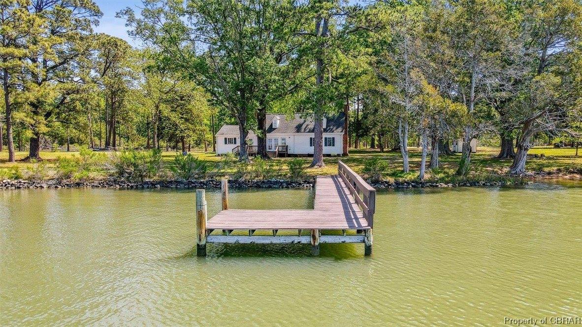 1279 Lillys Neck Road, Mathews County, VA 23119