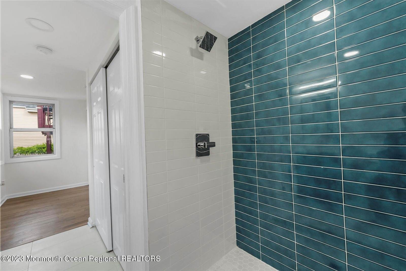 537 Cambridge Avenue, Union Beach, NJ 07735