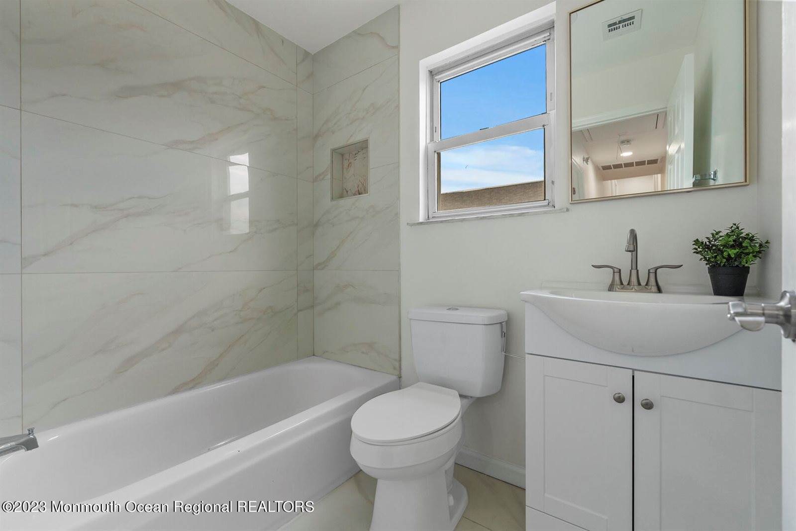 537 Cambridge Avenue, Union Beach, NJ 07735