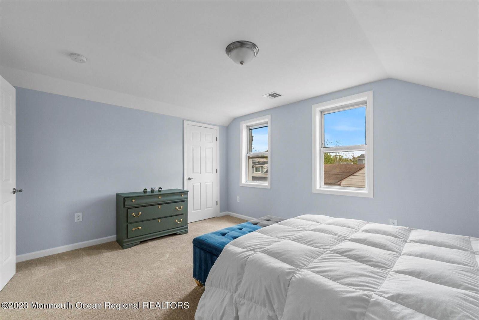 537 Cambridge Avenue, Union Beach, NJ 07735