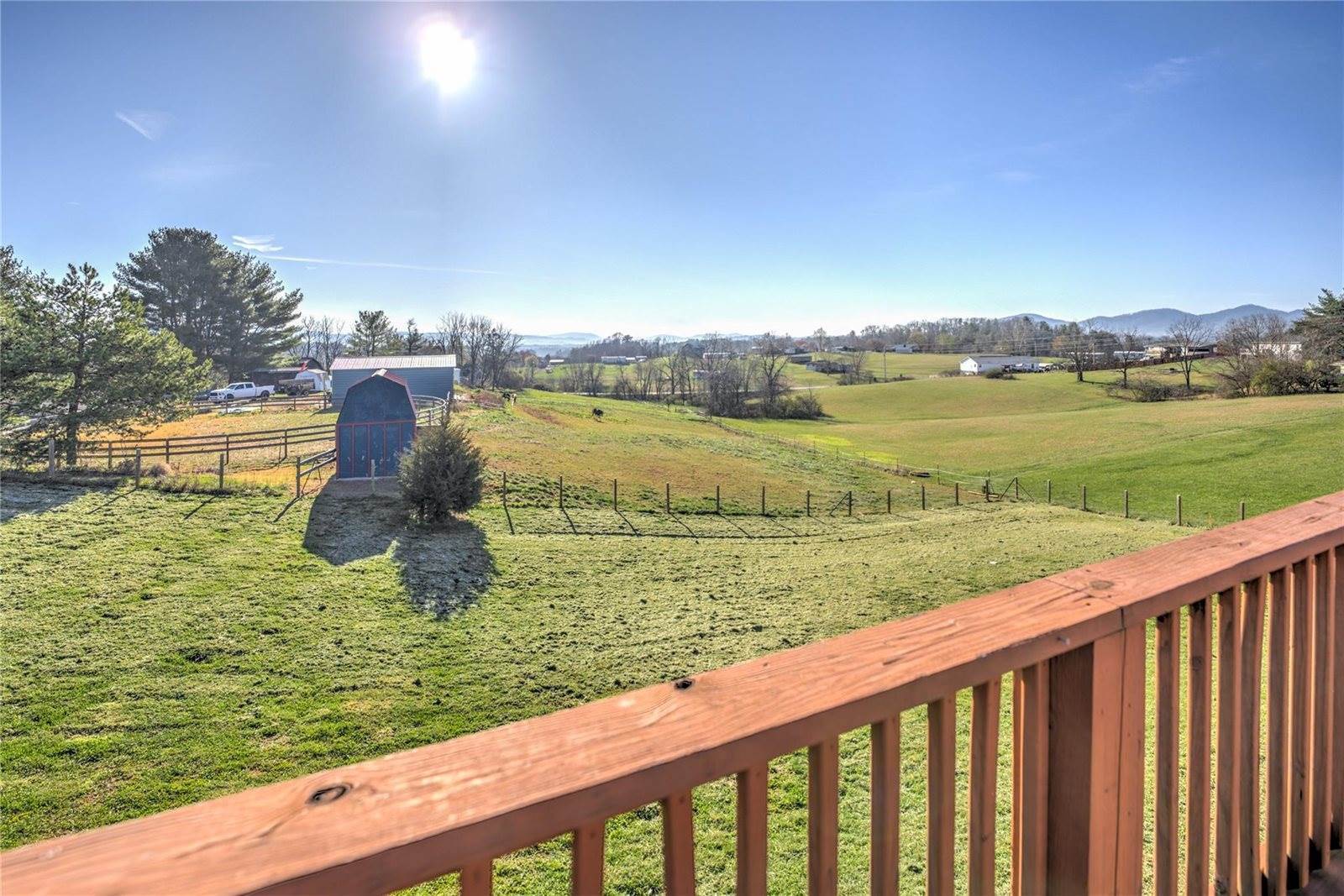 117 Blessed Way, Leicester, NC 28748